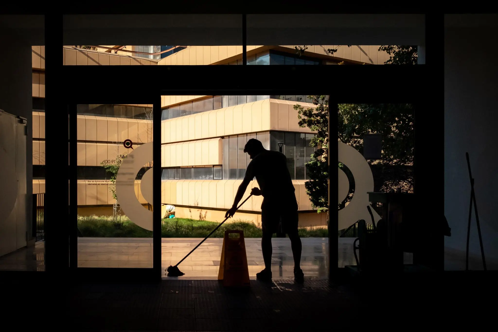 3 Most Common Mistakes Operational Managers (OM) Make When Looking for New Cleaning Services